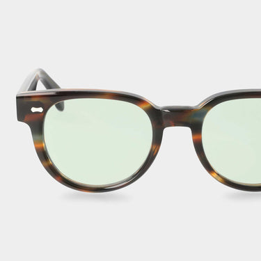 sunglasses-palm-river-light-green-sustainable-tbd-eyewear-lens