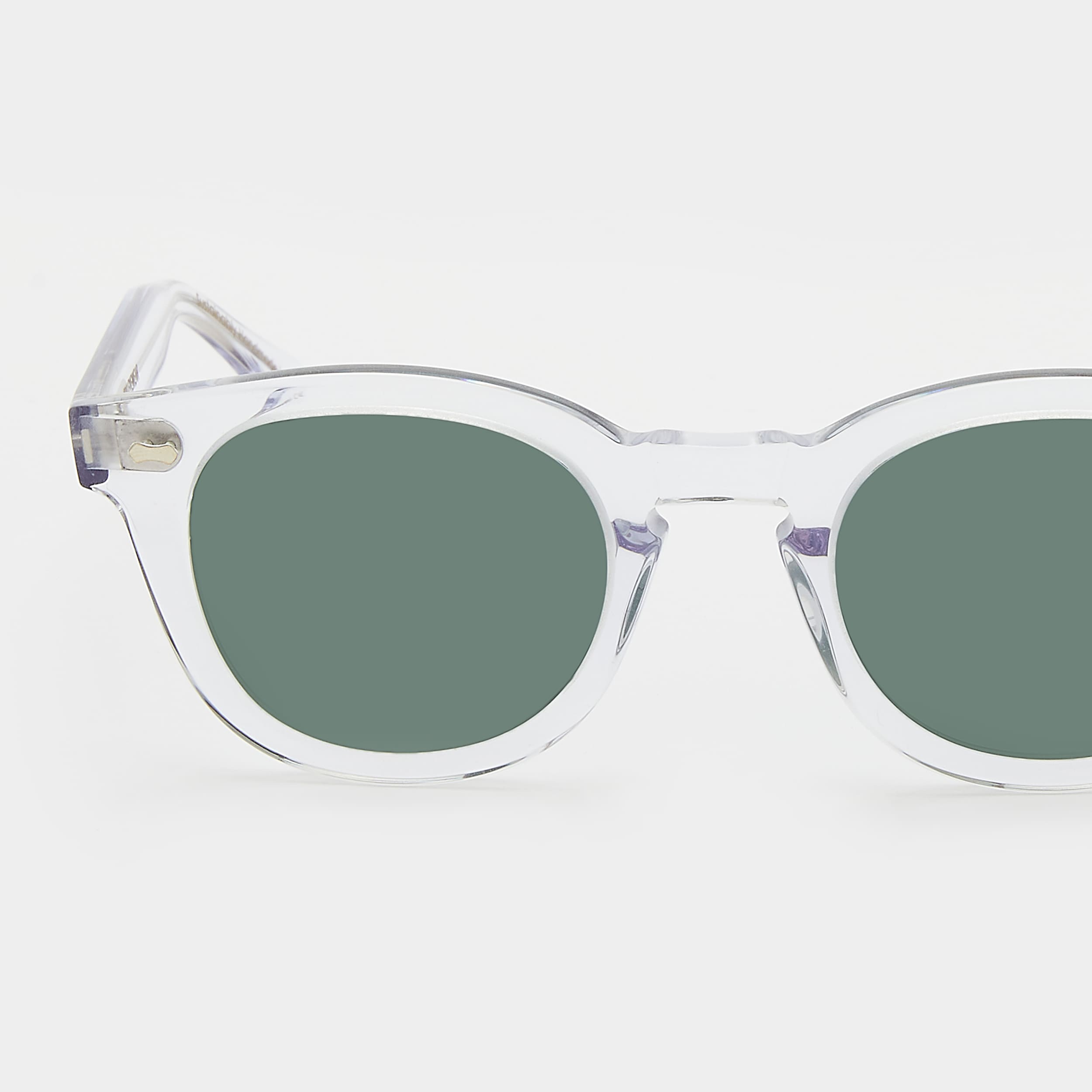 sunglasses-donegal-eco-transparent-bottle-green-sustainable-tbd-eyewear-lens