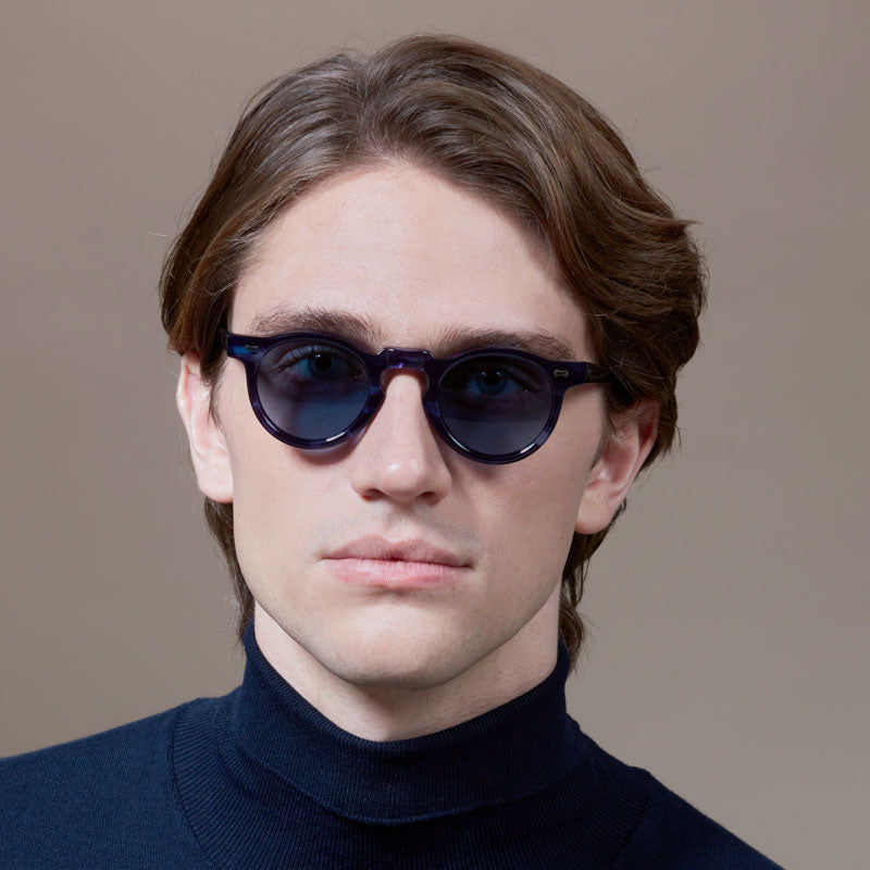 sunglasses-welt-ocean-blue-sustainable-tbd-eyewear-man-front