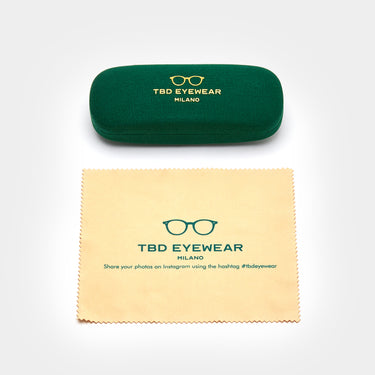 case and cloth made in Italy