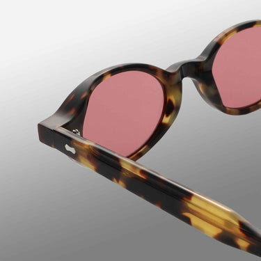Womens Red Oval Gradient Lens With Tortoiseshell Temple Sunglasses Aretha - Oval Crystal Red Frame Prescription Sunglasses  main image 3
