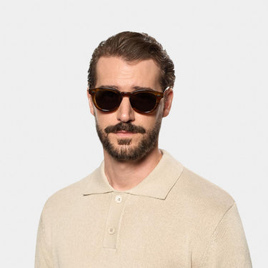 sunglasses donegal earth bio gradient grey sustainable tbd eyewear made in Italy