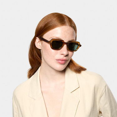 sunglasses oak earth bio bottle green made in Italy