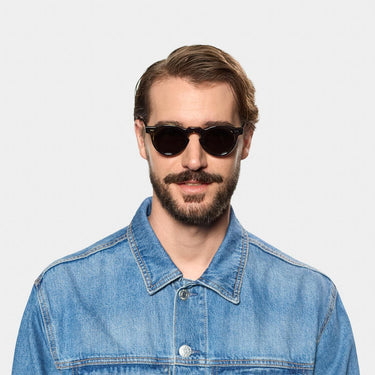 sunglasses welt eco green gradient grey sustainable front tbd eyewear man made in Italy