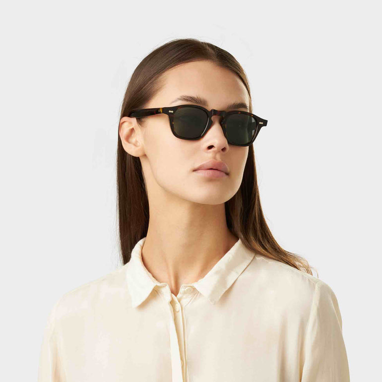 AUTOBIO Sunglasses