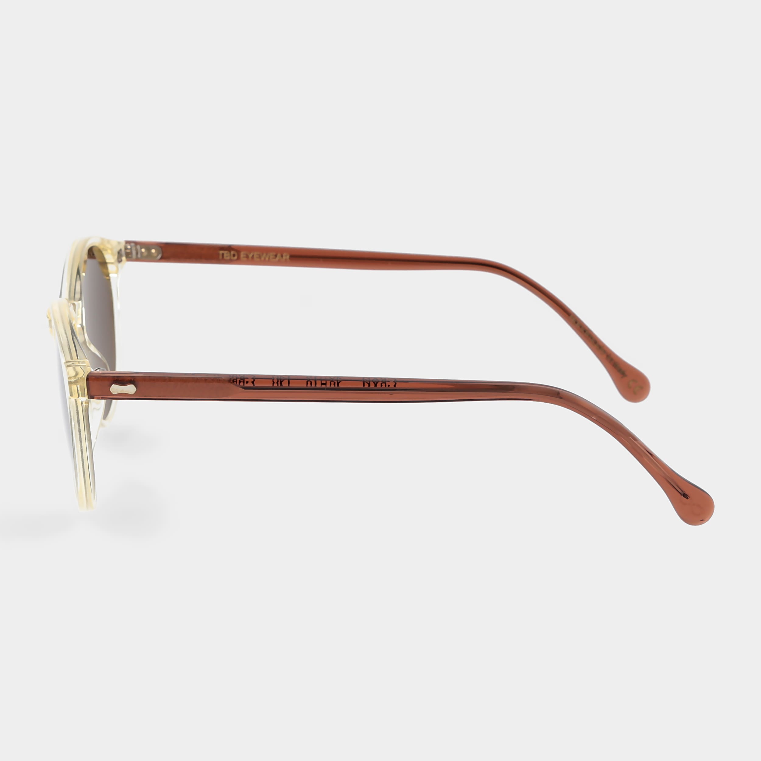 Round tortoise vintage sunglasses: Cran | TBD Eyewear