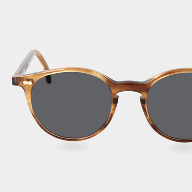 sunglasses cran earth bio gradient grey sustainable tbd eyewear lens made in Italy