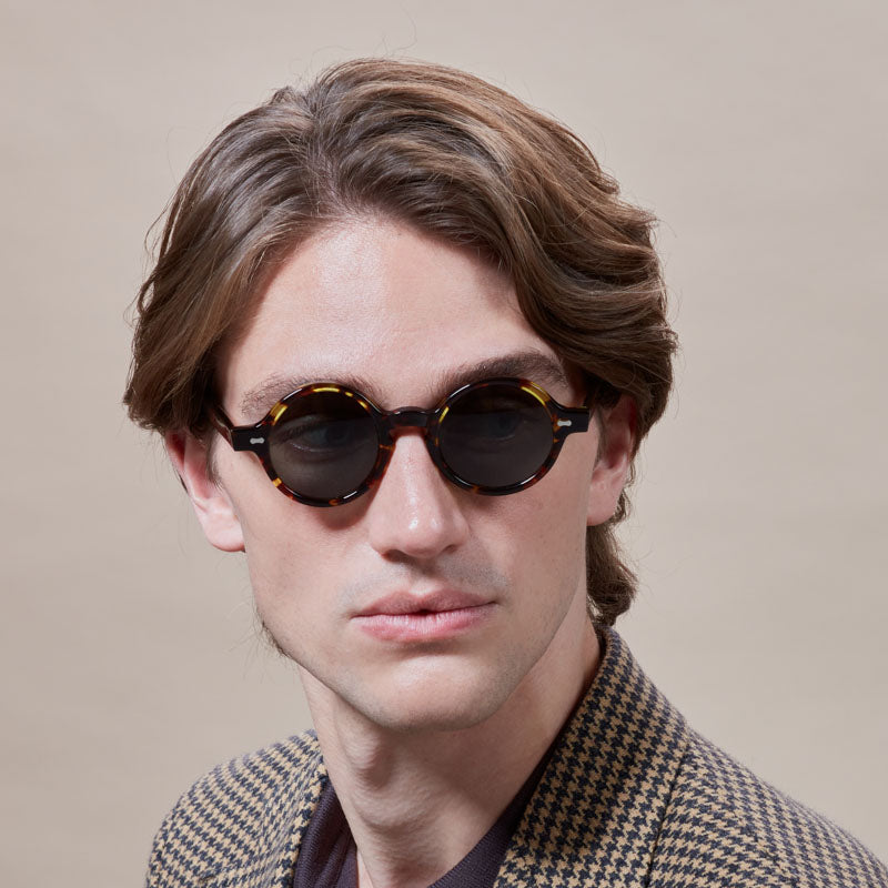 sunglasses-oxford-eco-dark-havana-bottle-green-sustainable-tbd-eyewear-man-front