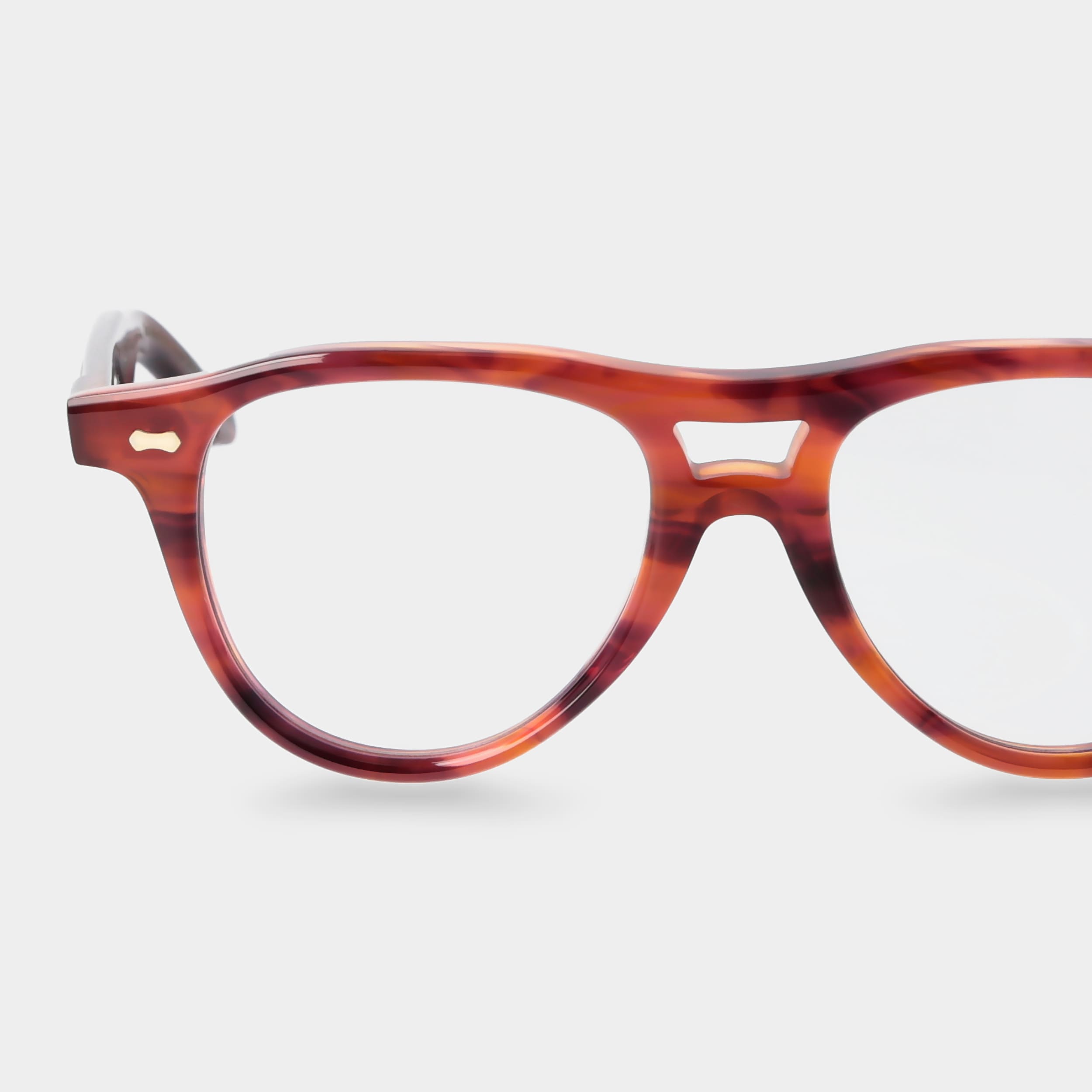 eyeglasses-piquet-eco-havana-optical-sustainable-tbd-eyewear-lens