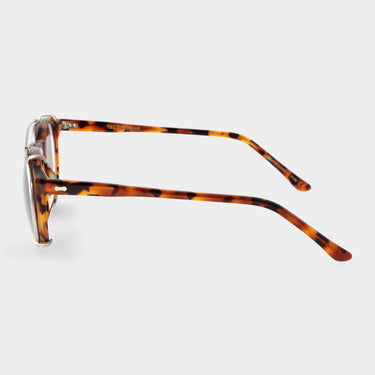 sunglasses-pleat-amber-tortoise-silver-tobacco-tbd-eyewear-lateral