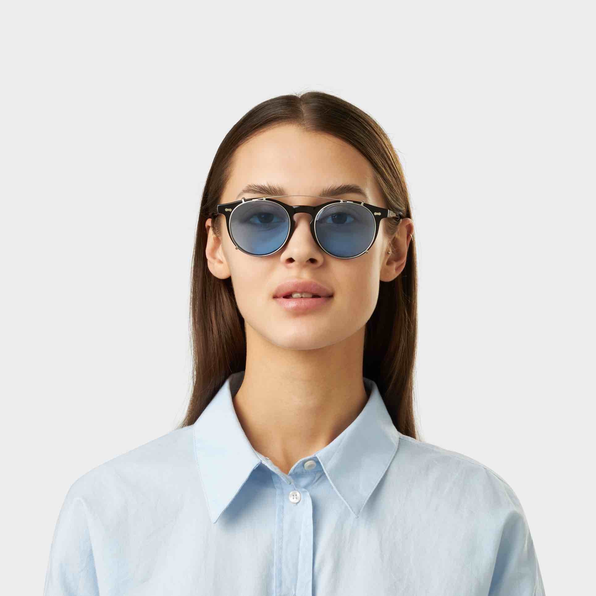 sunglasses-pleat-eco-black-blue-sustainable-tbd-eyewear-woman