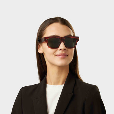sunglasses tela eco havana bottle green sustainable tbd eyewear woman handcrafted in Italy