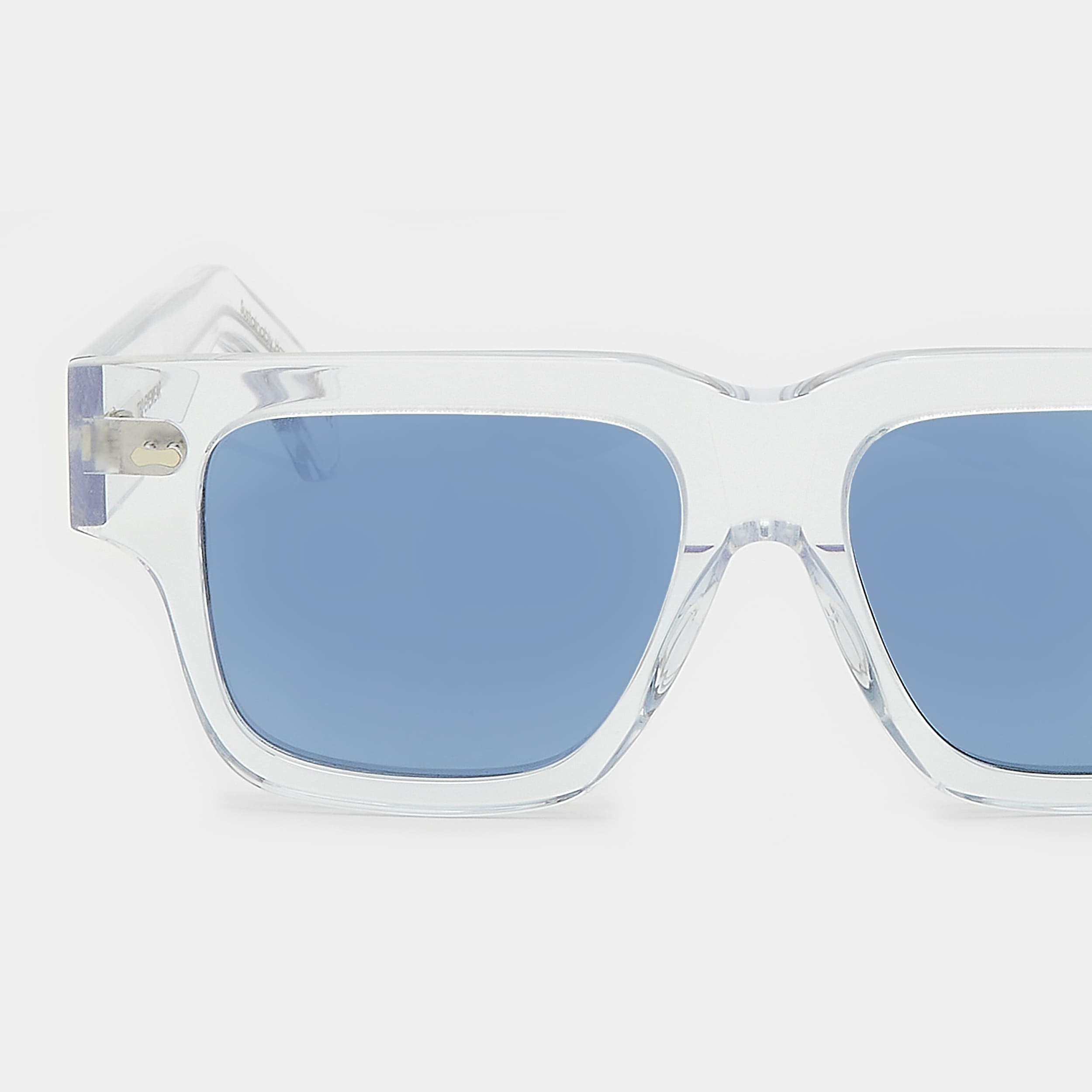 sunglasses-tela-eco-transparent-blue-sustainable-tbd-eyewear-lens
