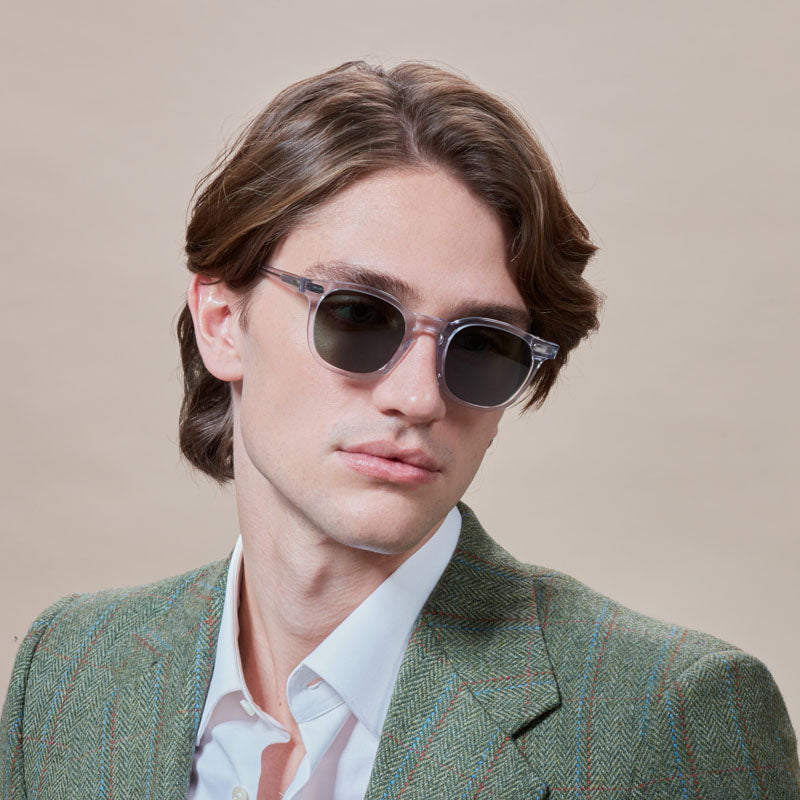 sunglasses-twill-eco-transparent-bottle-green-sustainable-tbd-eyewear-man-front