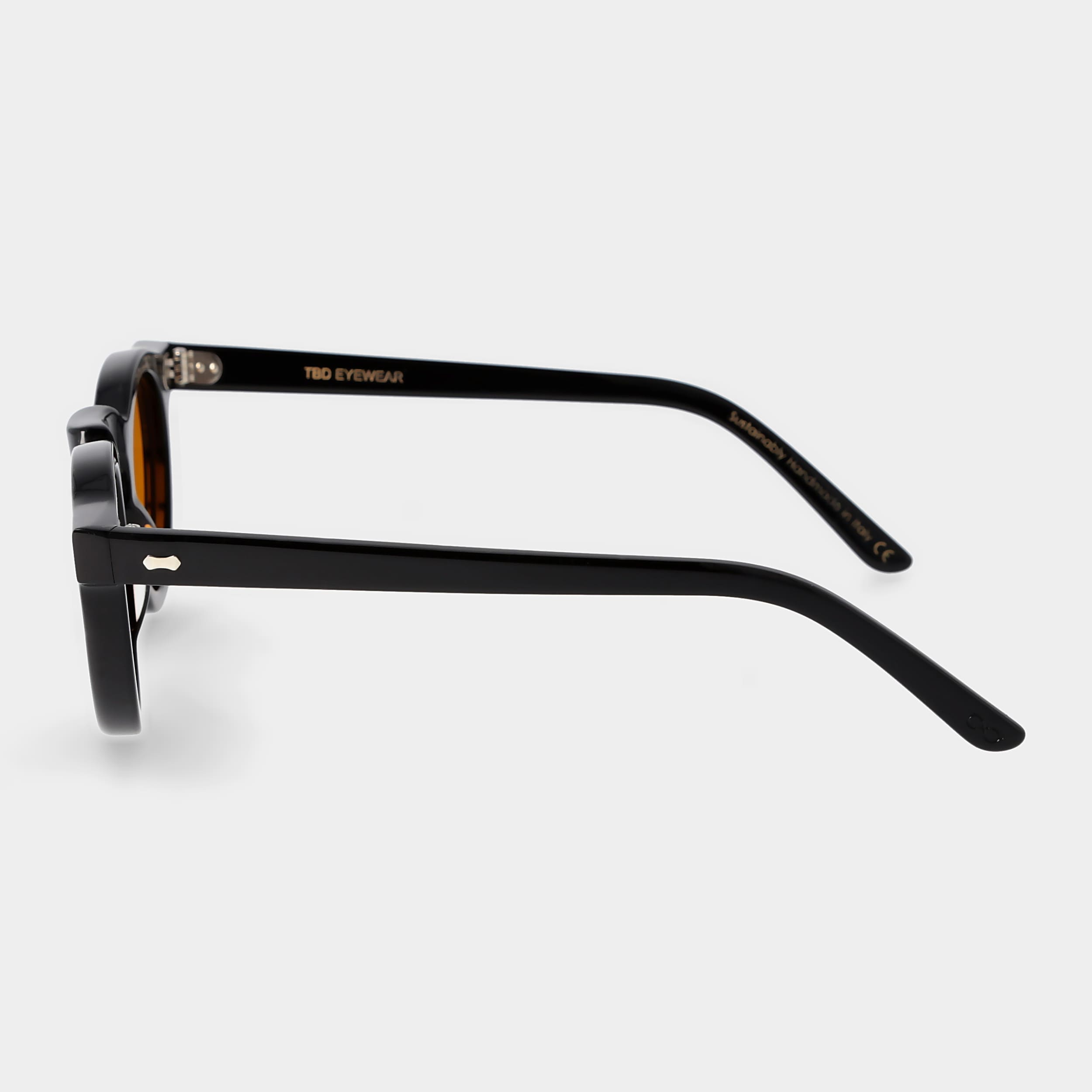 Schwarze nachhaltige Sonnenbrille Eyewear | Welt TBD Gläser: orange