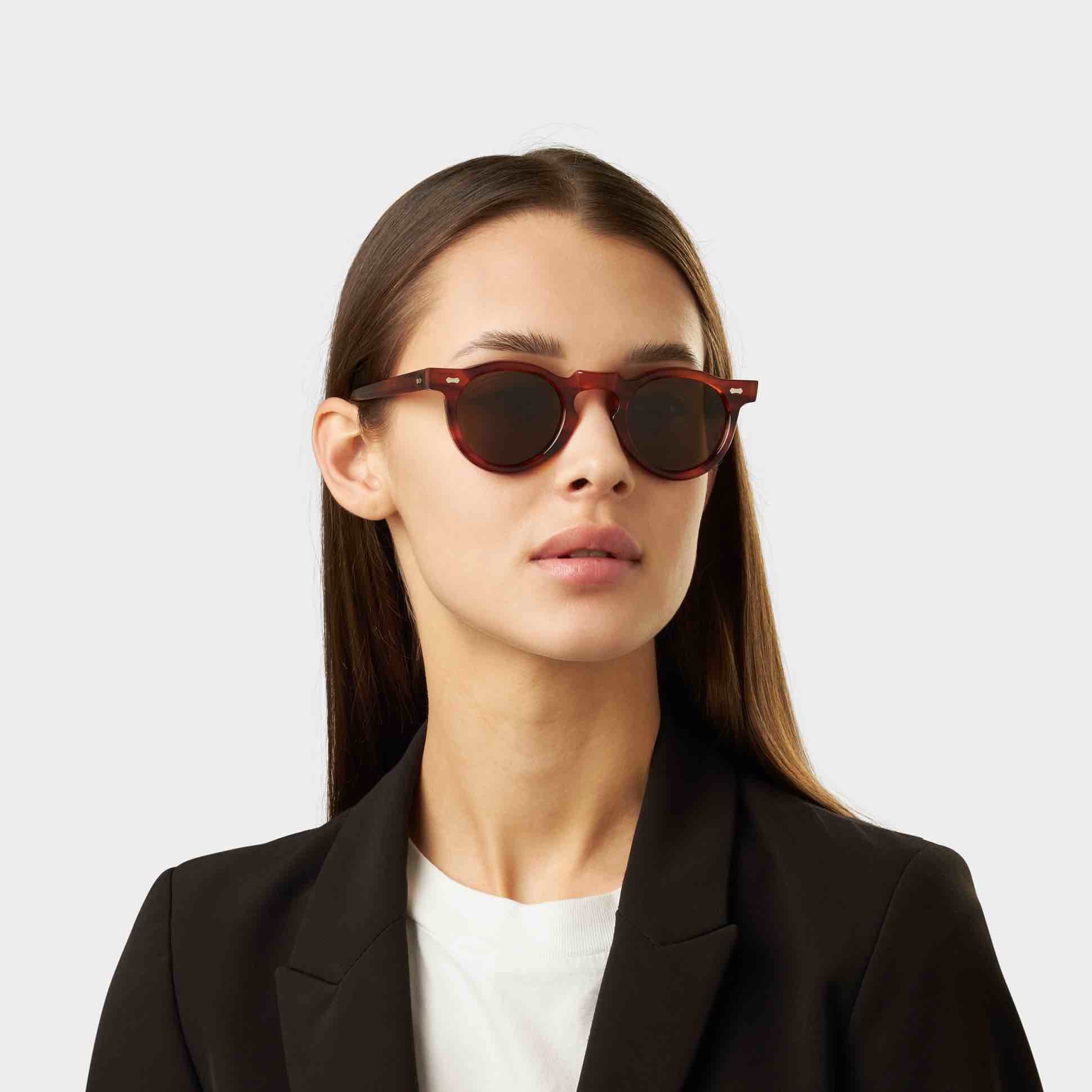 sunglasses-welt-eco-havana-tobacco-sustainable-tbd-eyewear-woman